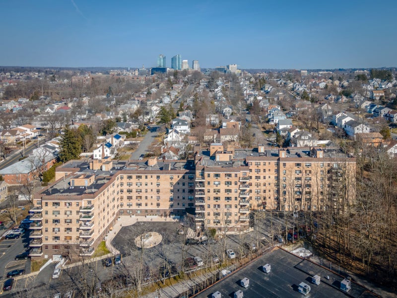 Tompkins Manor Cooperative