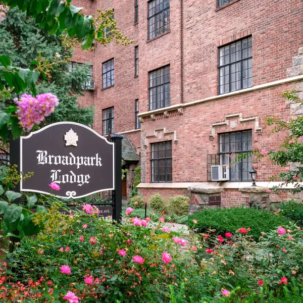 Welcome to the Broadpark Lodge